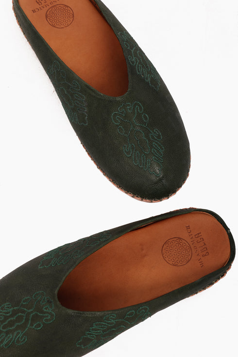Hand crafted bulga in genuin leather